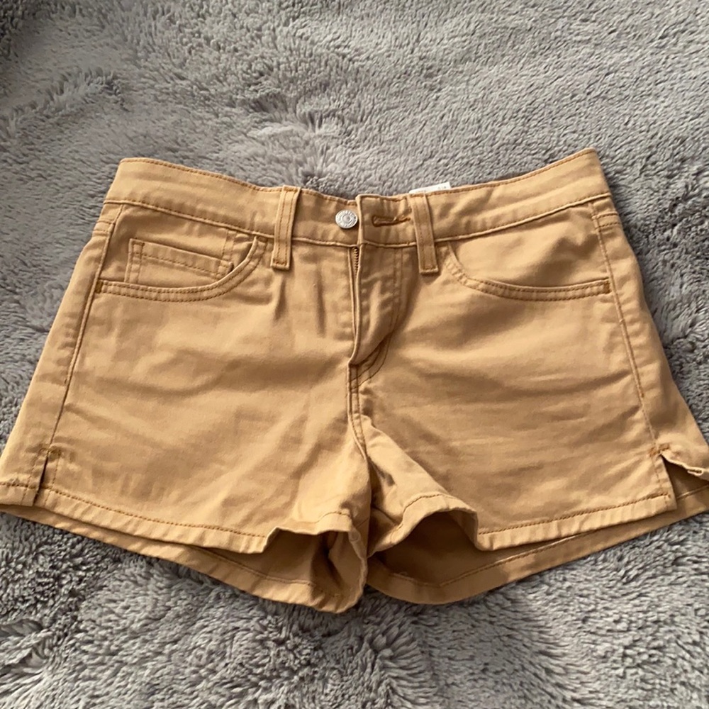 Levi’s super low stretch shorts